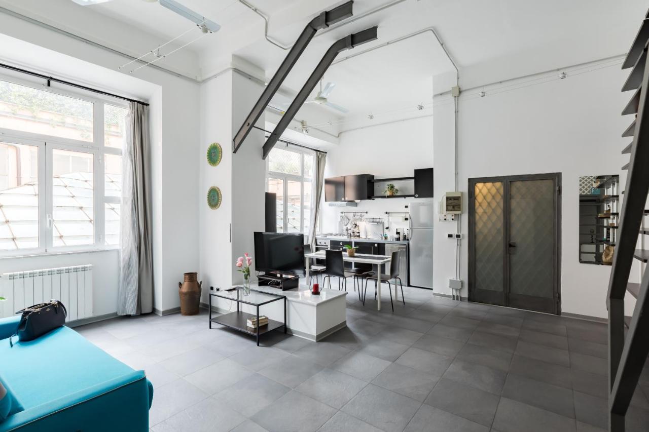 Trevi Modern Loft Apartamento *