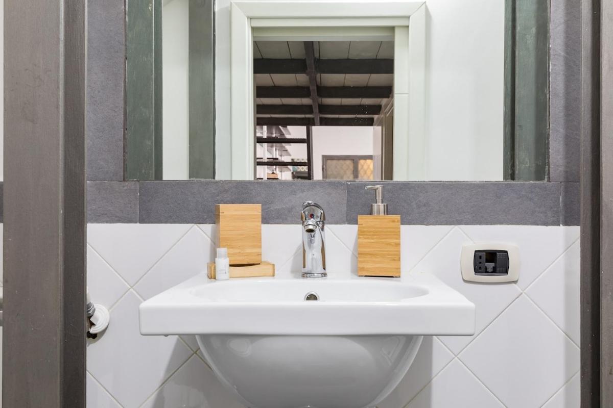 Trevi Modern Loft Apartamento *